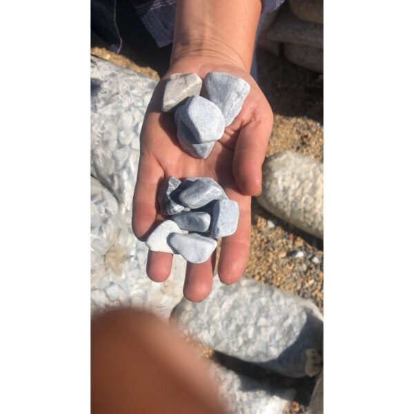 1 Ton Midnight Blue Natural Pebbles (50 x 20Kg bags)